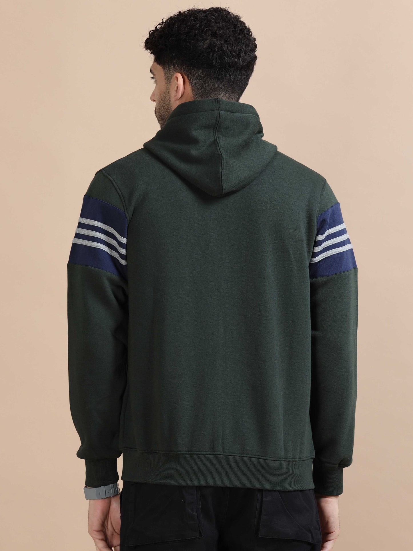  Men Olive Green Hoodie 