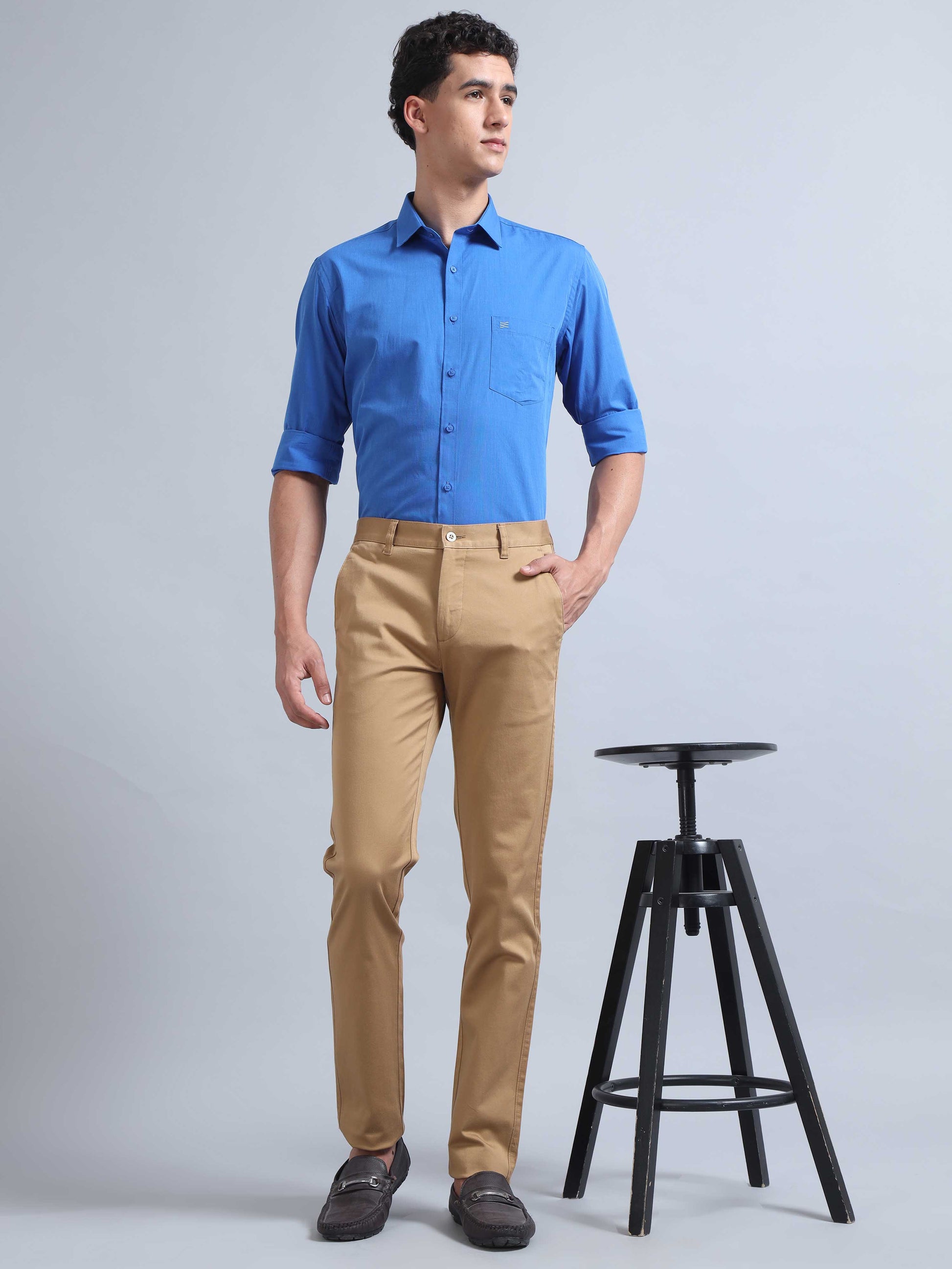 khaki trousers for men